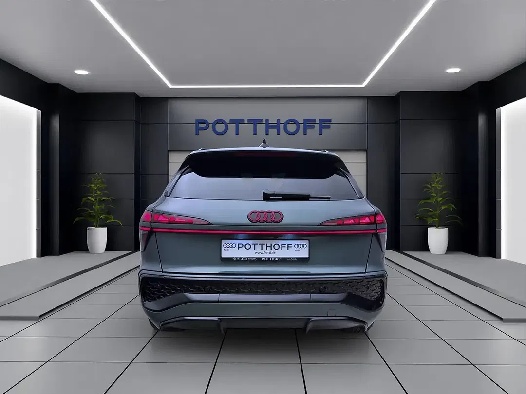 Audi Q3 - Thumbnail 4