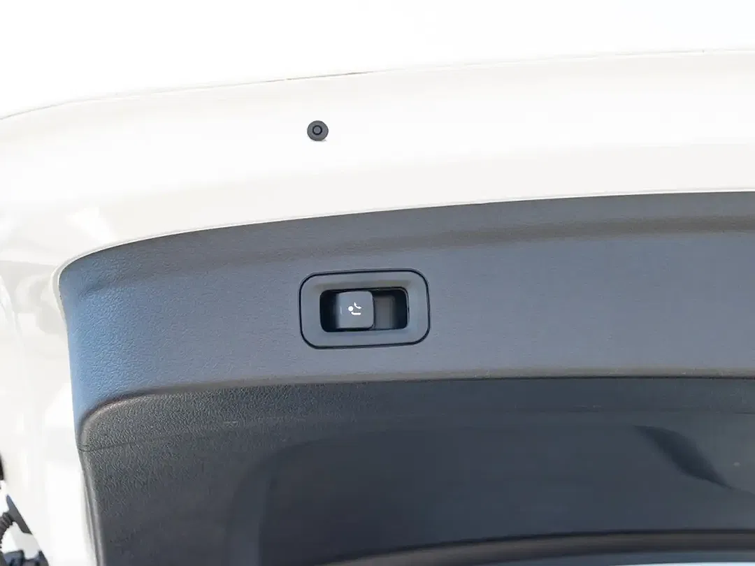 Mercedes-Benz GLE 580 - Thumbnail 8
