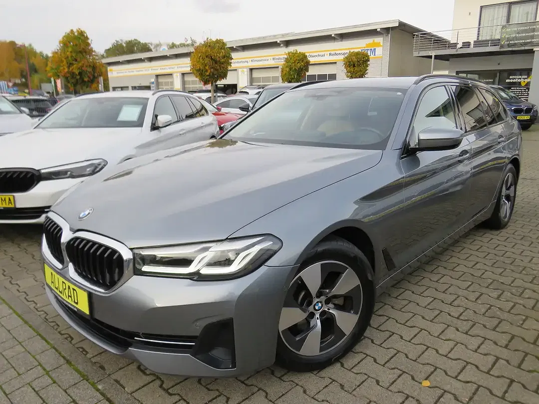 BMW 520 - Thumbnail 2