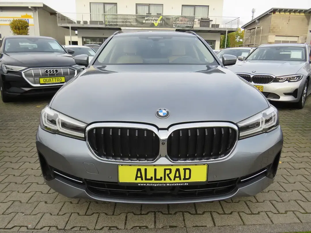 BMW 520 - Thumbnail 3