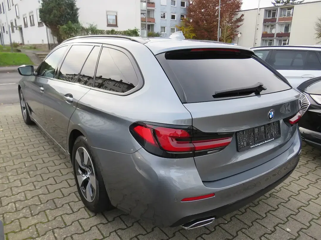 BMW 520 - Thumbnail 5