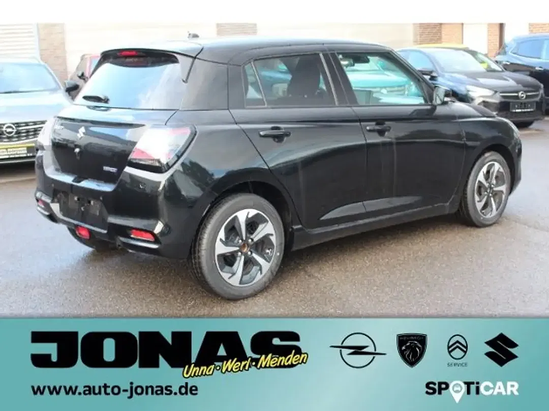 Suzuki Swift - Thumbnail 6