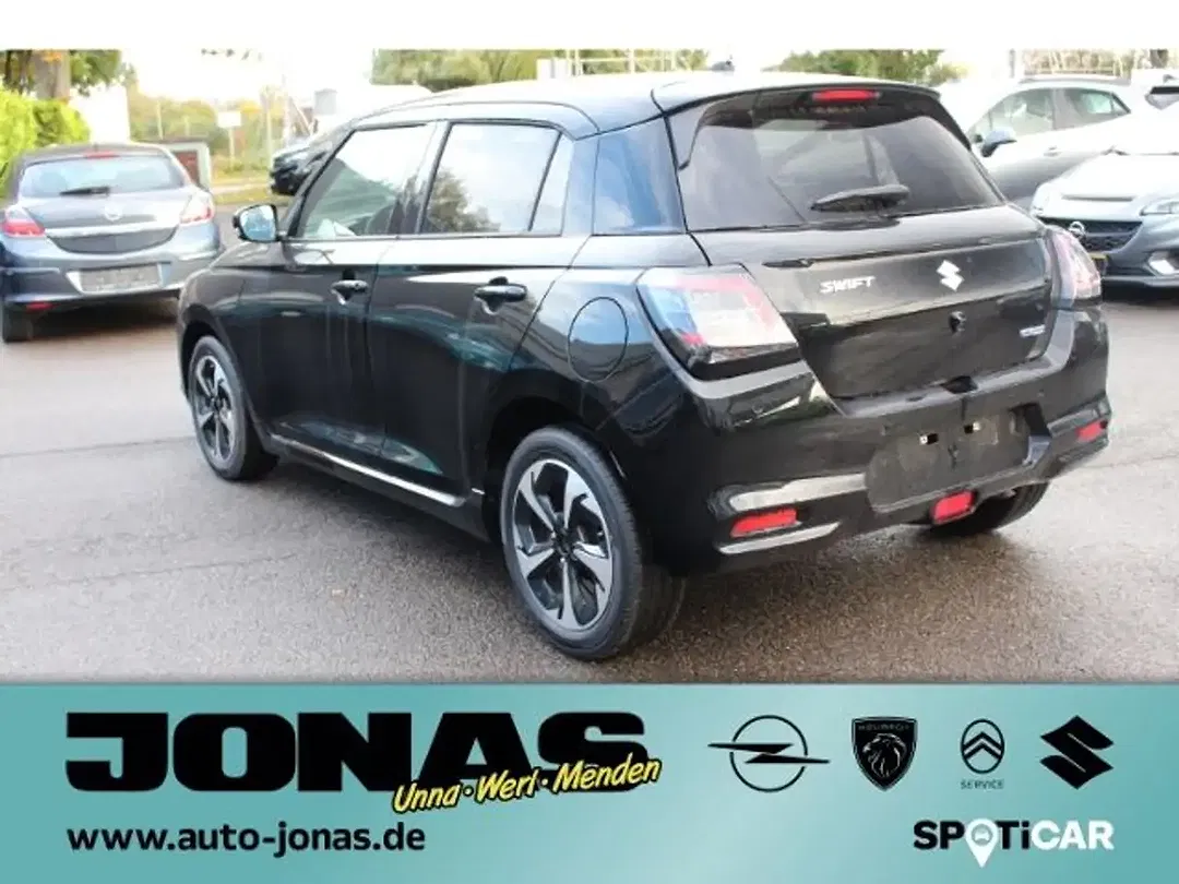 Suzuki Swift - Thumbnail 9