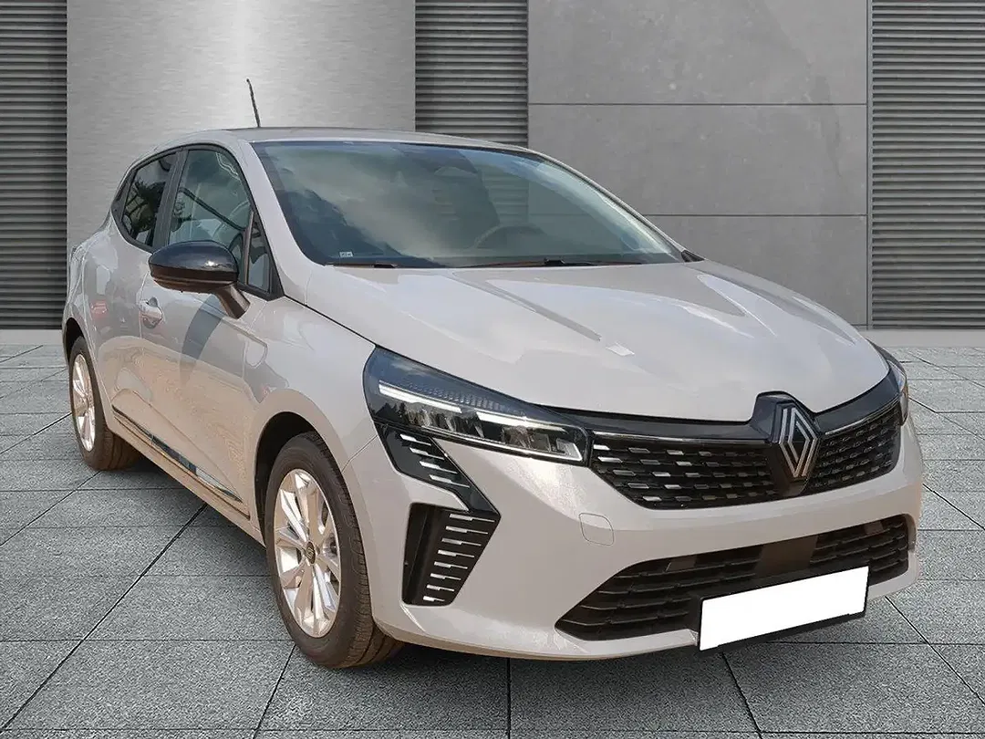 Renault Clio - Thumbnail 1