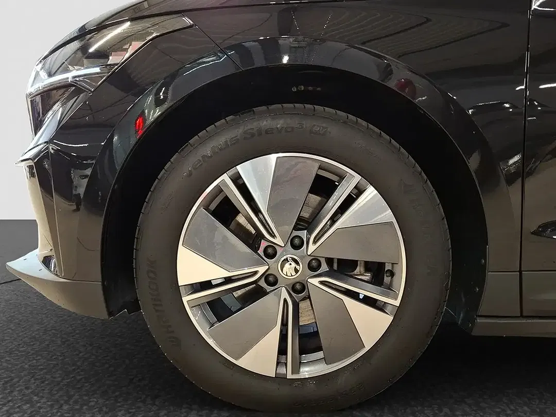 Skoda Enyaq - Thumbnail 2
