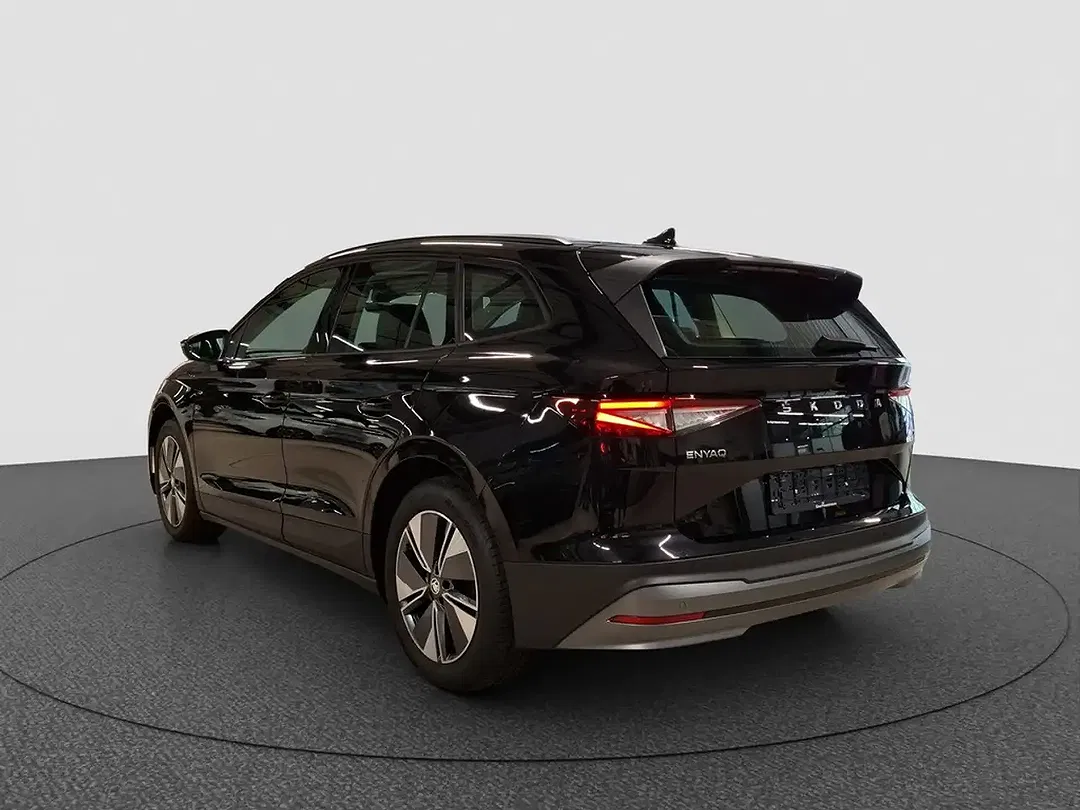 Skoda Enyaq - Thumbnail 3