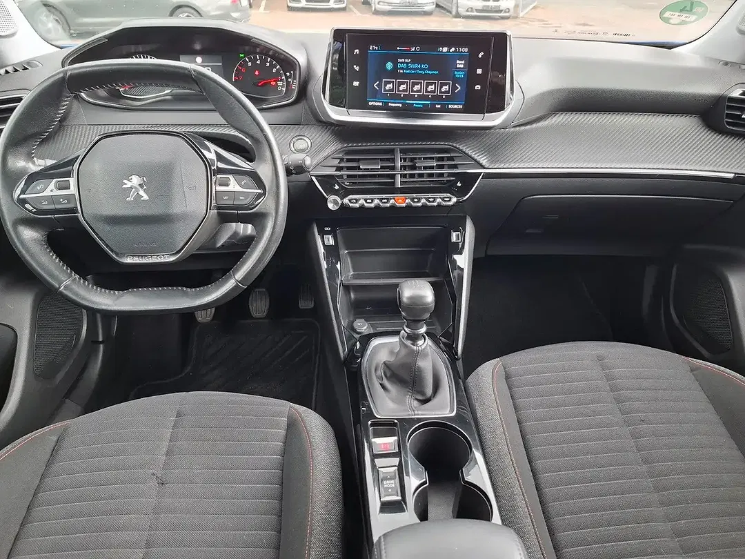 Peugeot 2008 - Thumbnail 11