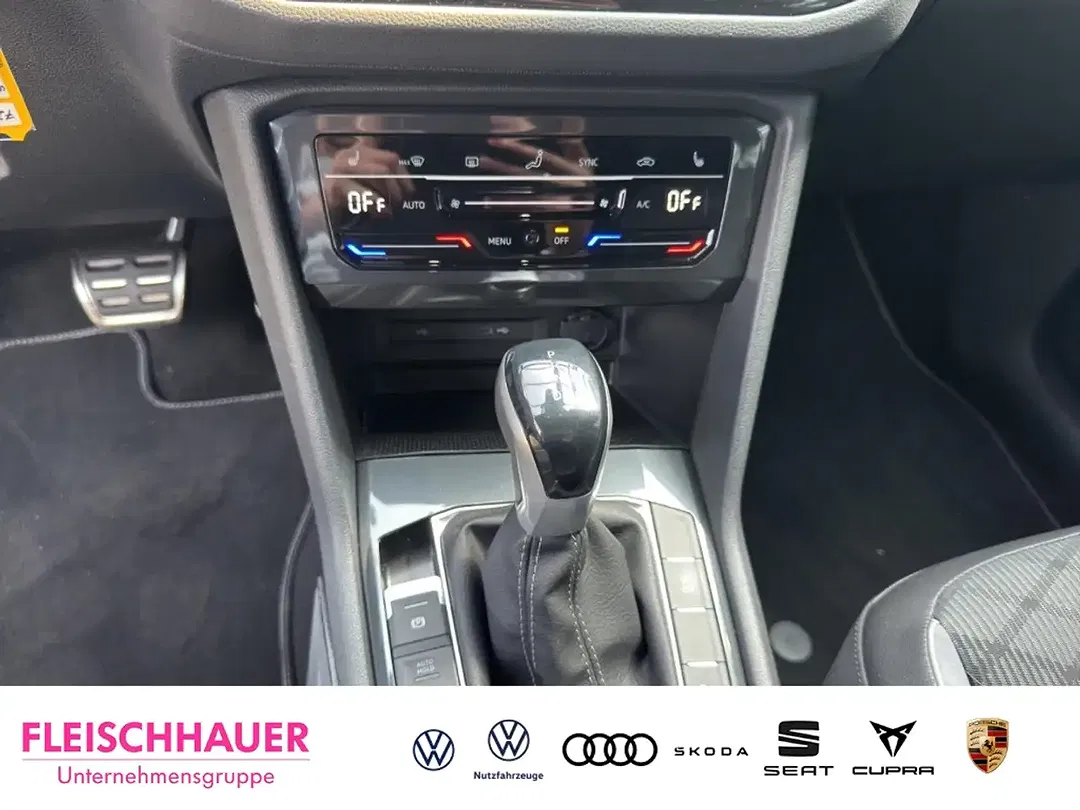 Volkswagen Tiguan - Thumbnail 11