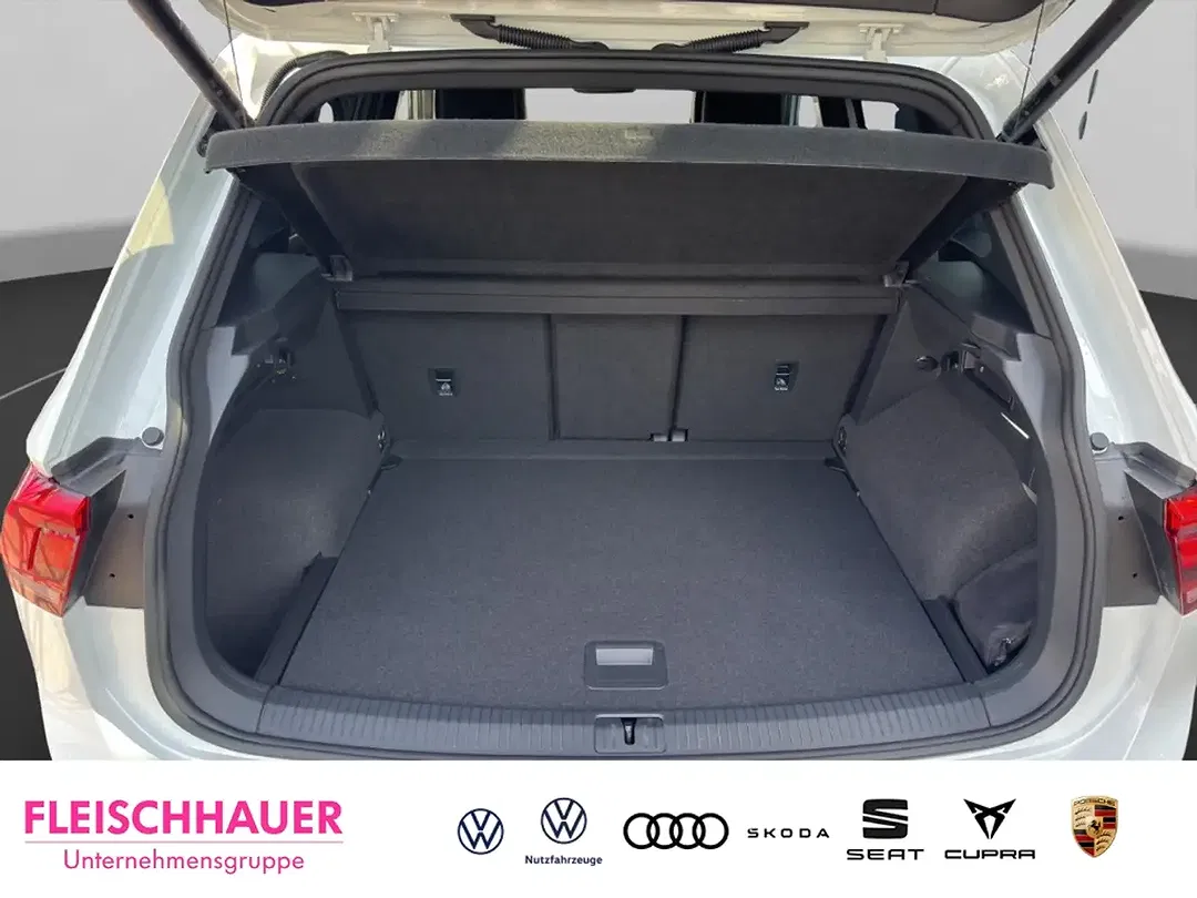 Volkswagen Tiguan - Thumbnail 15