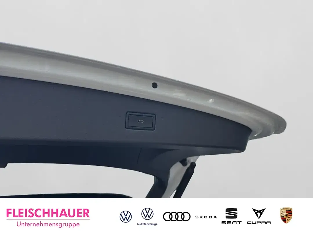 Volkswagen Tiguan - Thumbnail 17