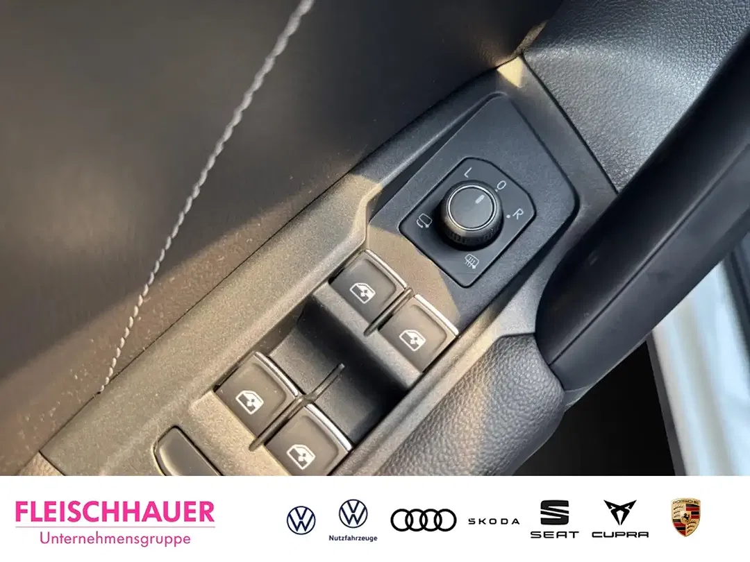 Volkswagen Tiguan - Thumbnail 8
