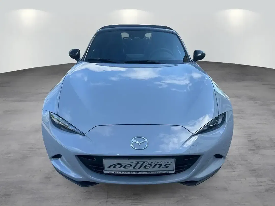 Mazda MX-5 - Thumbnail 3