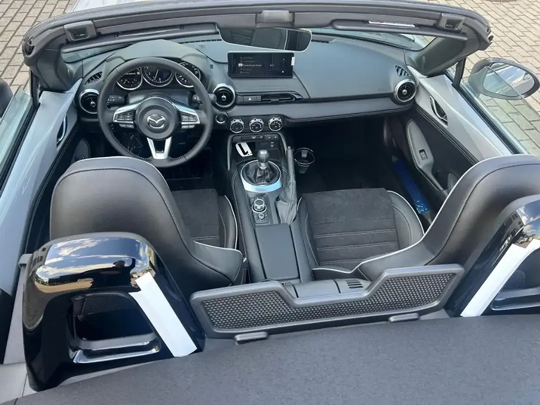 Mazda MX-5 - Thumbnail 9