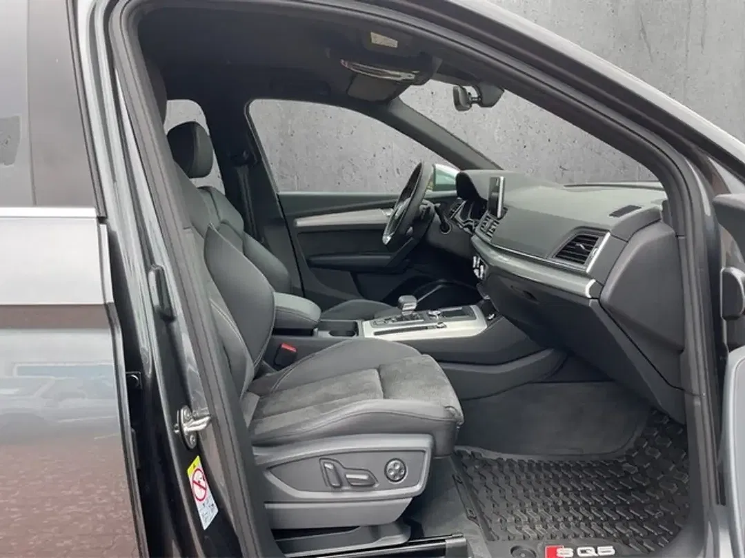 Audi SQ5 - Thumbnail 14