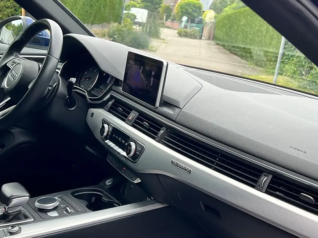 Audi A4 - Thumbnail 11