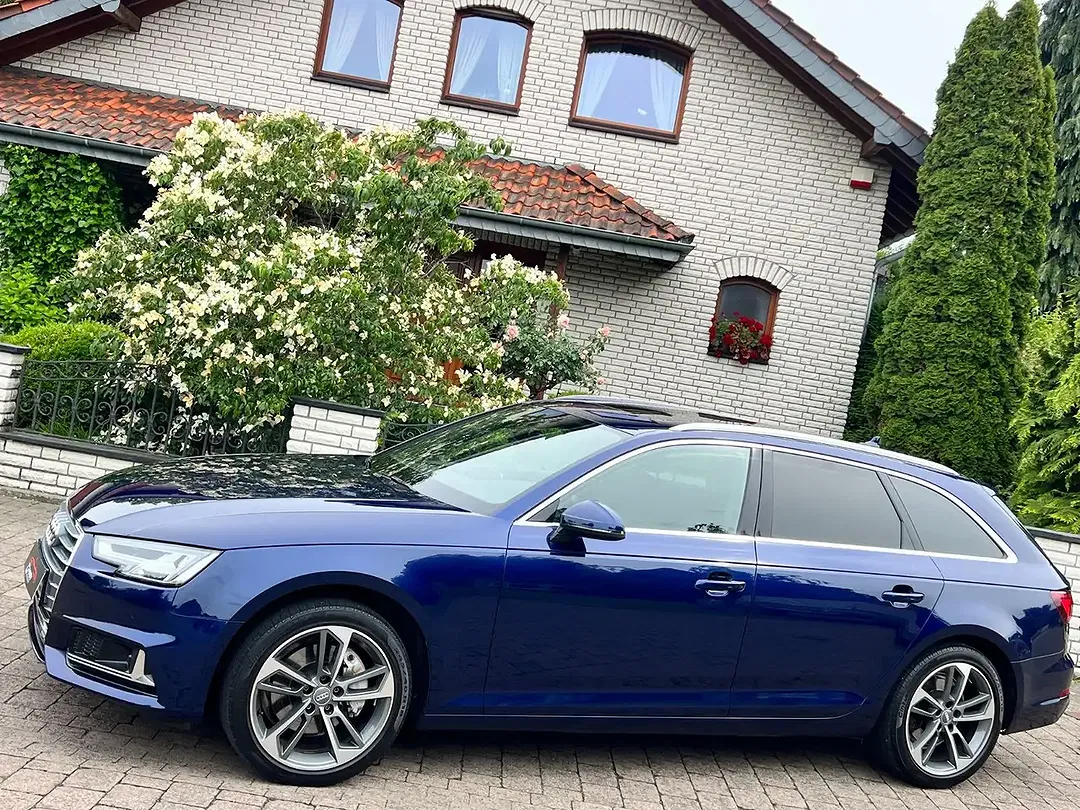 Audi A4 - Thumbnail 4
