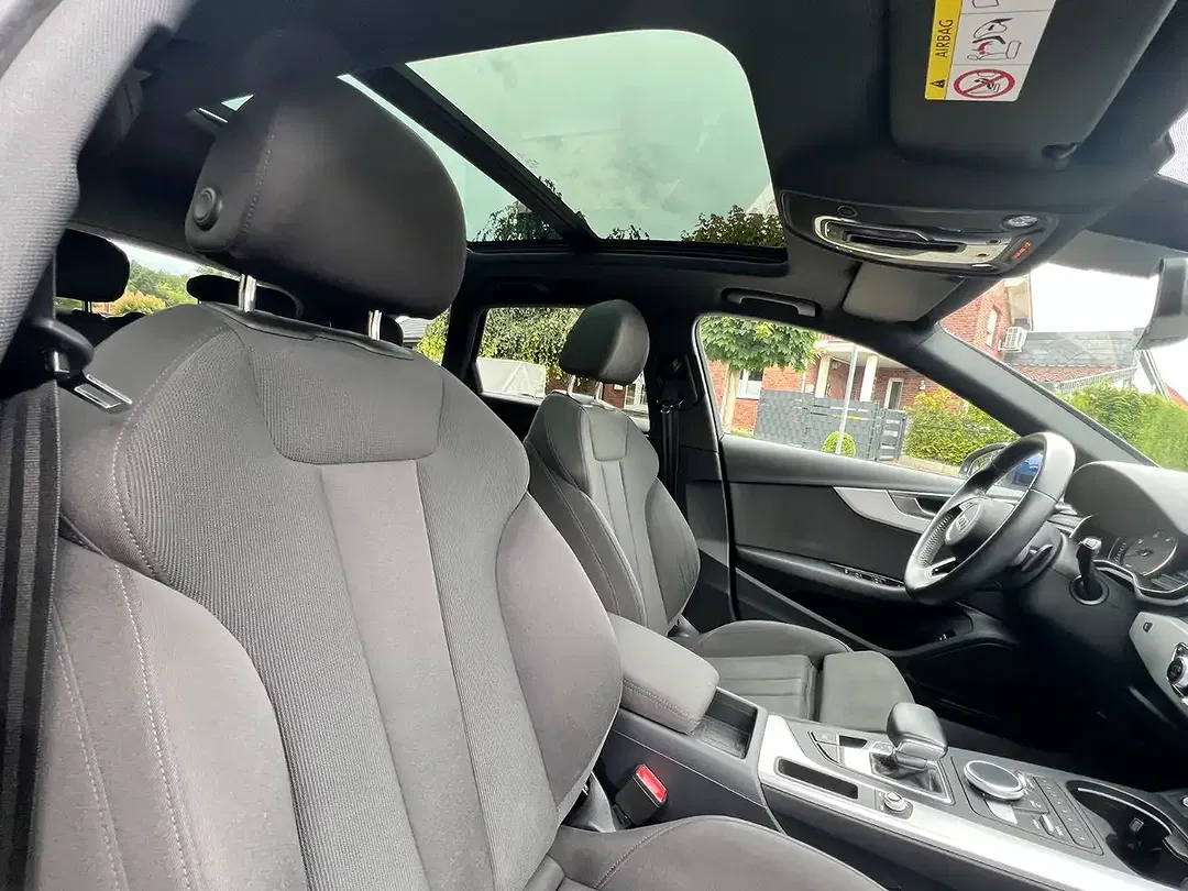 Audi A4 - Thumbnail 9