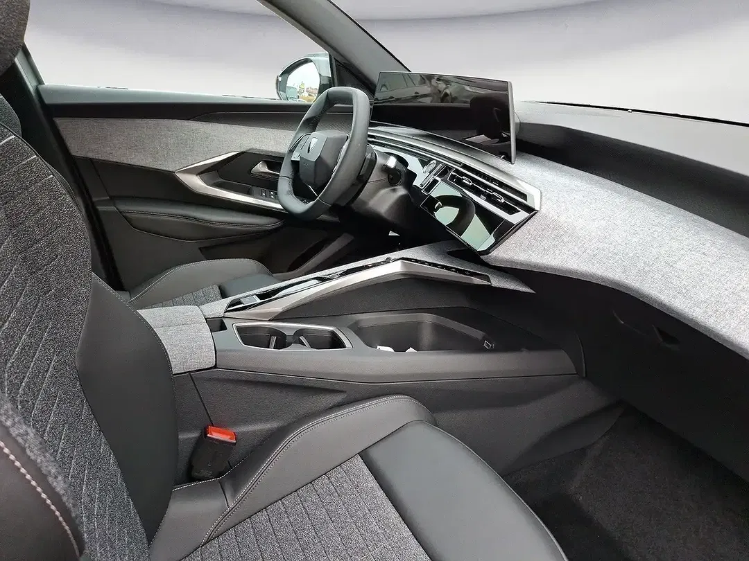 Peugeot 5008 - Thumbnail 9
