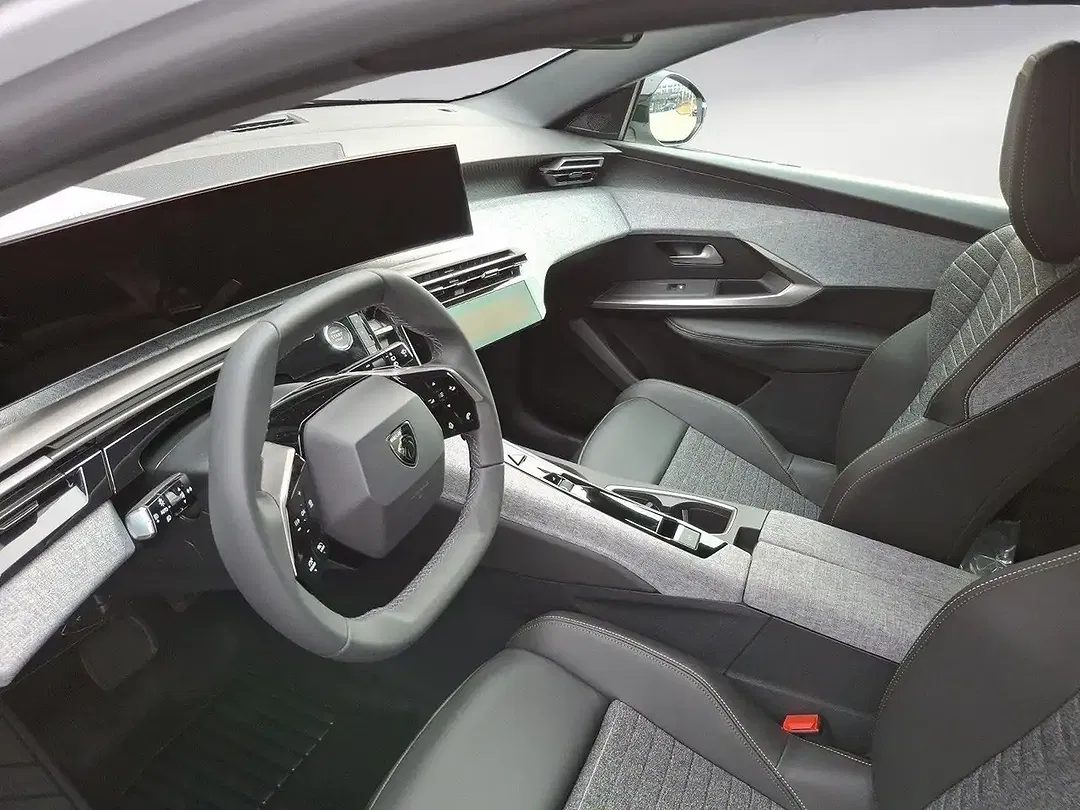 Peugeot 5008 - Thumbnail 7