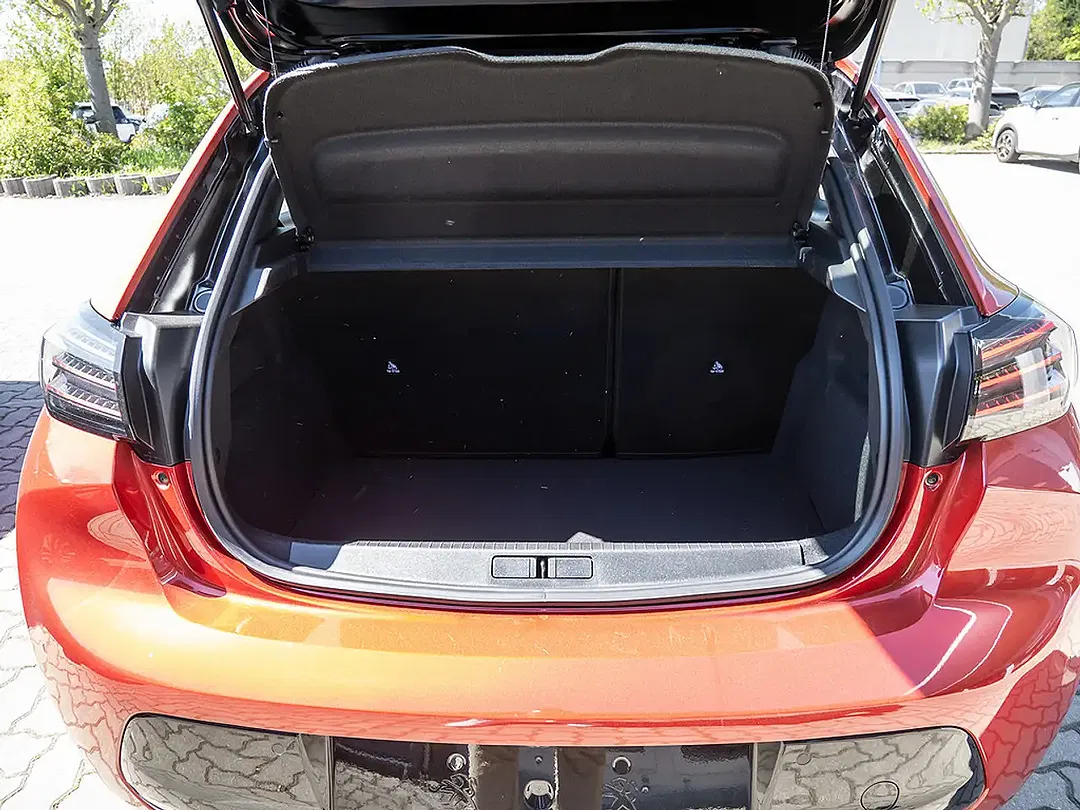 Peugeot 208 - Thumbnail 7