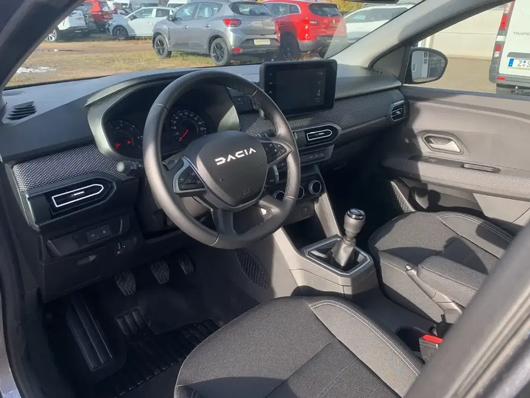 Dacia Sandero - Thumbnail 10