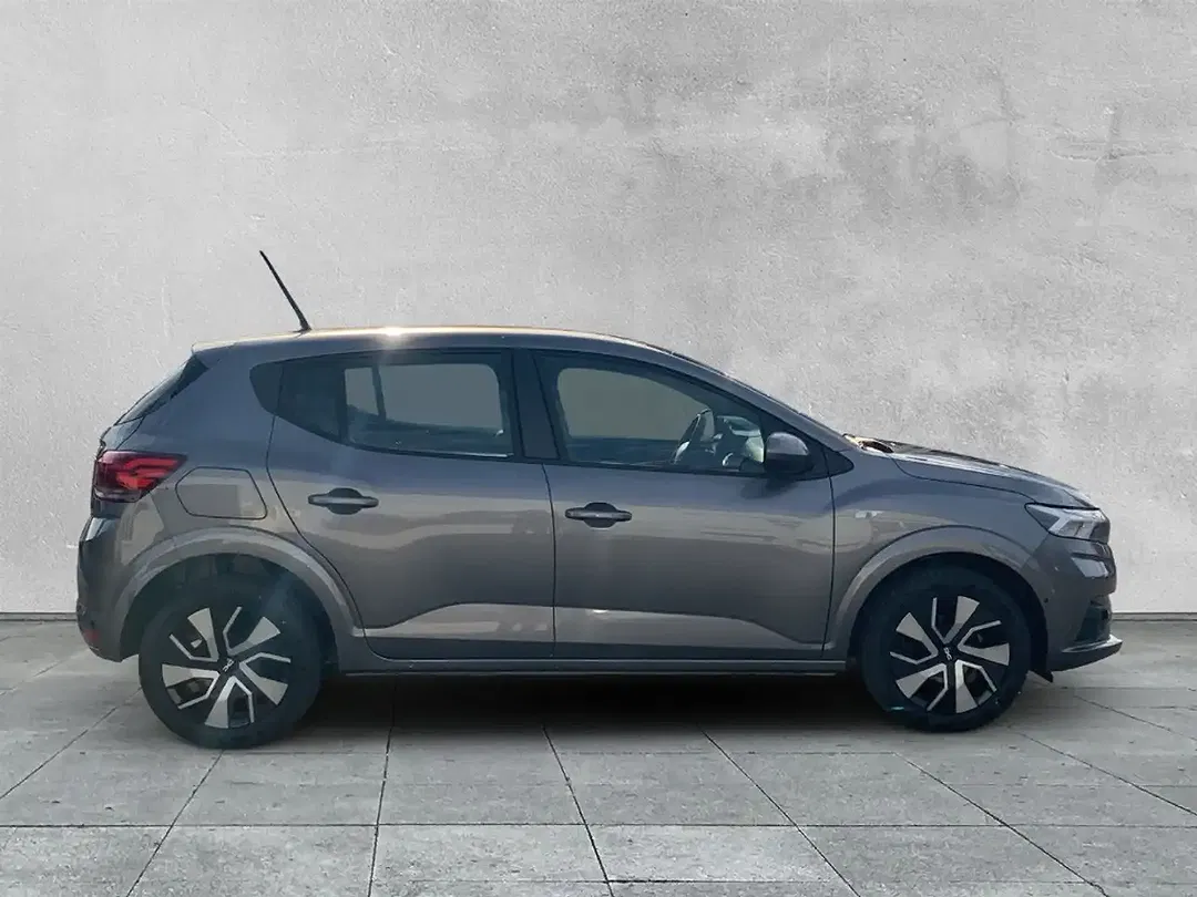 Dacia Sandero - Thumbnail 6