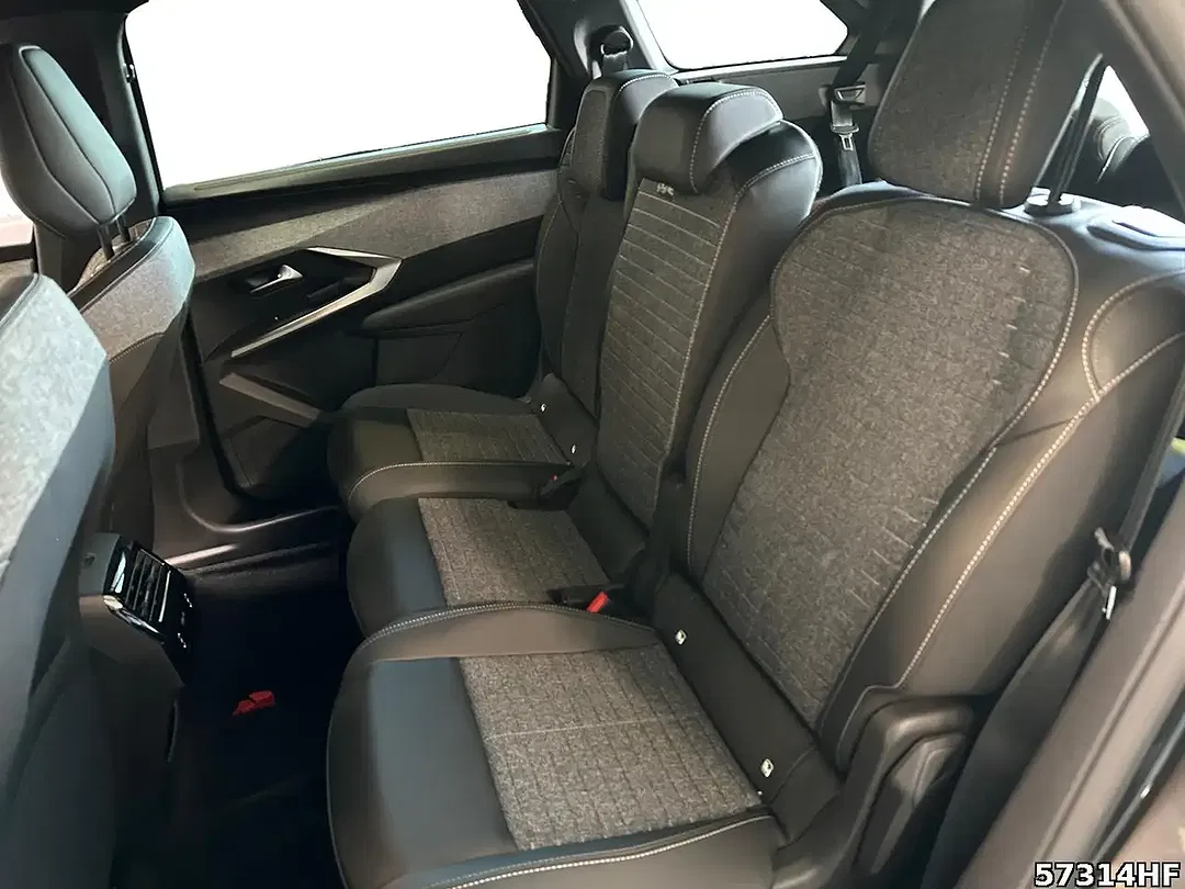 Peugeot 5008 - Thumbnail 12