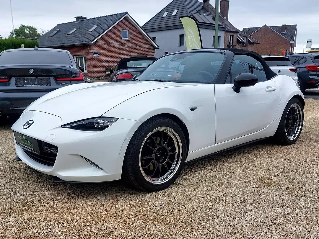 Mazda MX-5 - Thumbnail 3