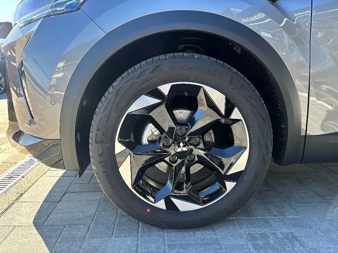Mitsubishi ASX - Thumbnail 2