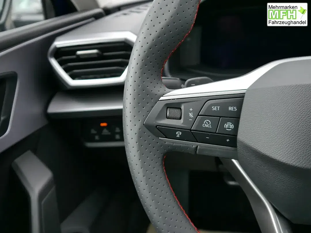 CUPRA Leon - Thumbnail 11
