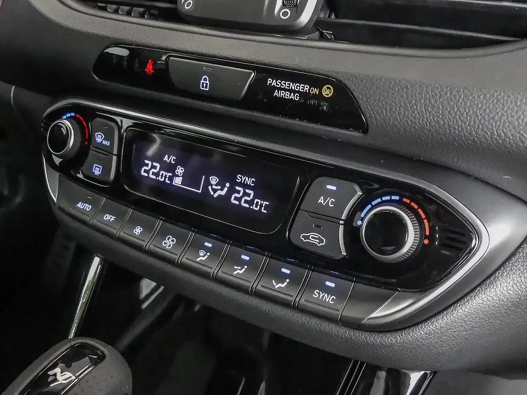 Hyundai i30 - Thumbnail 14
