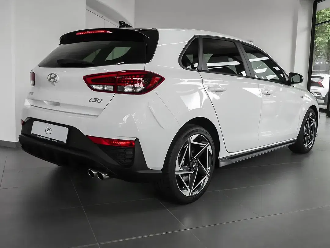 Hyundai i30 - Thumbnail 2