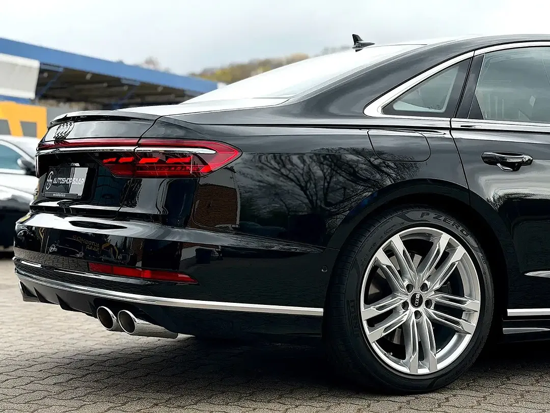 Audi S8 - Thumbnail 11