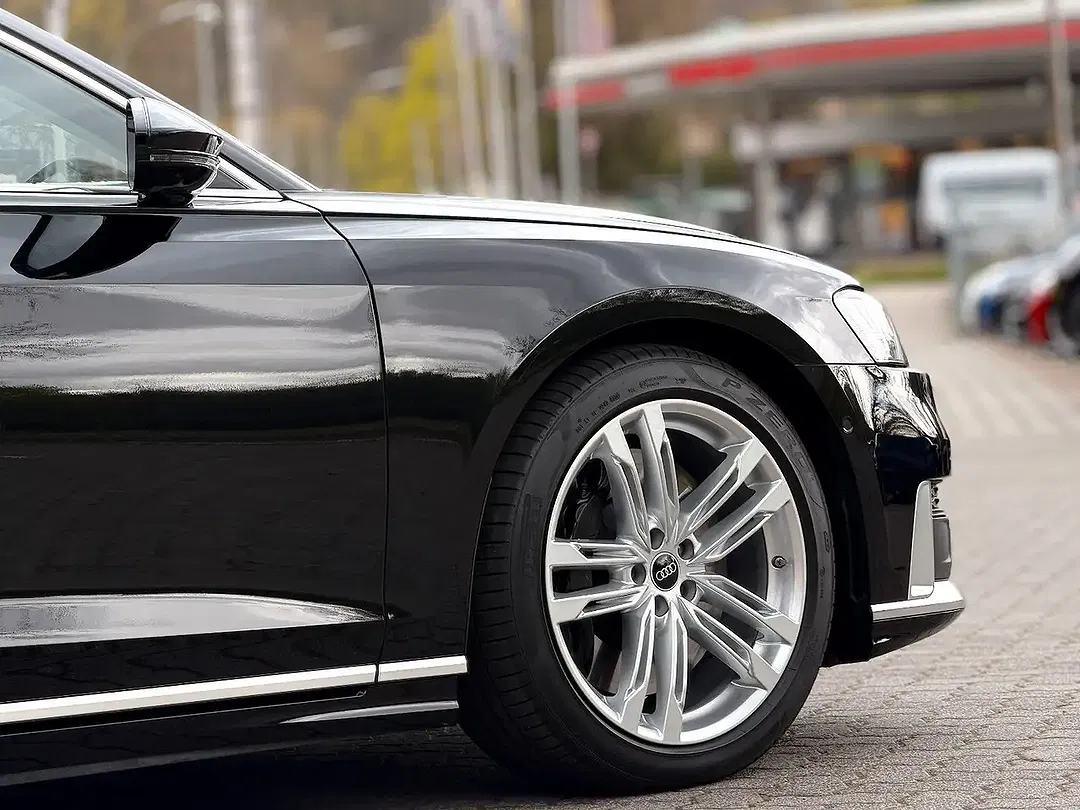 Audi S8 - Thumbnail 12