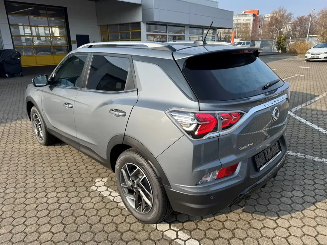 KGM Korando - Thumbnail 15