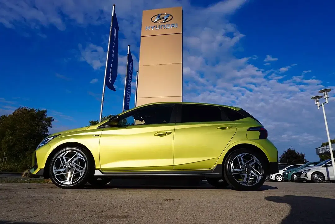 Hyundai i20 - Thumbnail 2