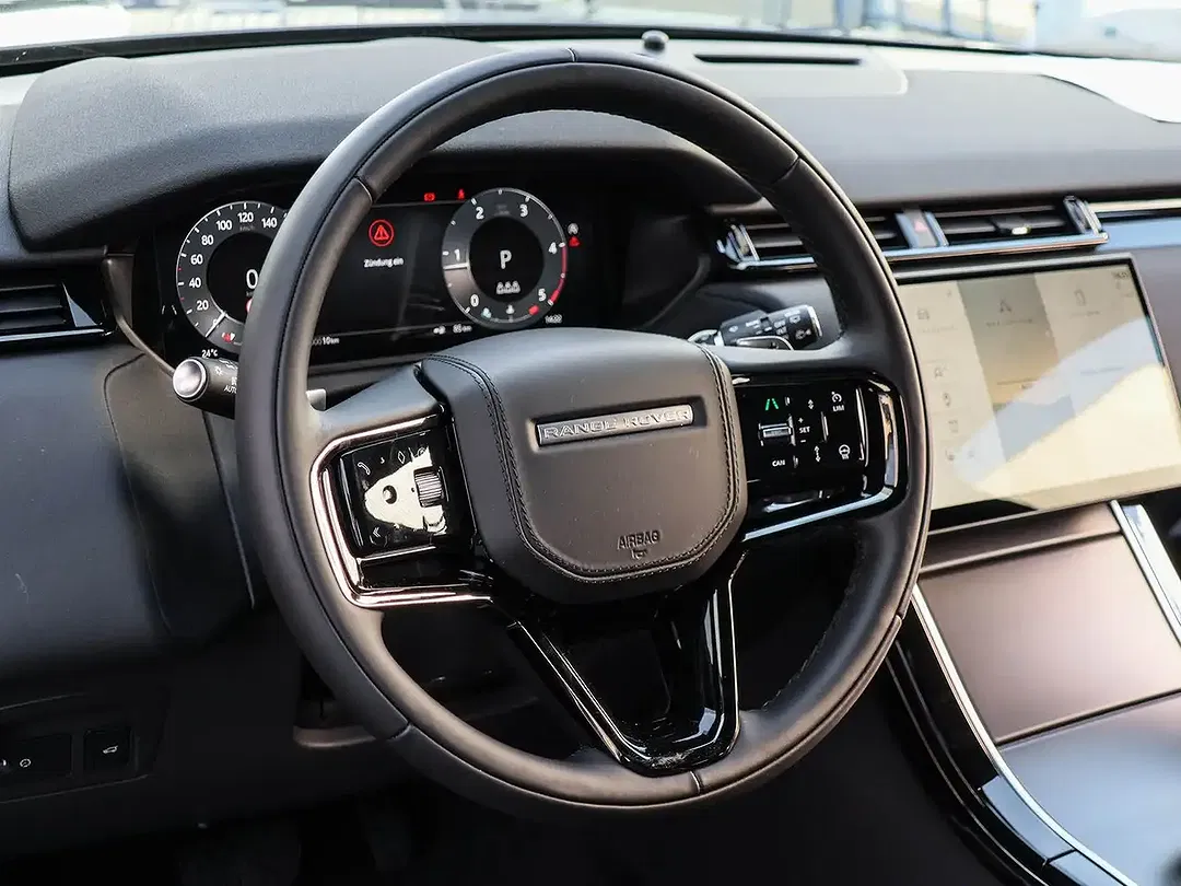 Land Rover Range Rover Velar - Thumbnail 10