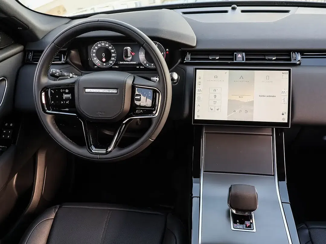 Land Rover Range Rover Velar - Thumbnail 4