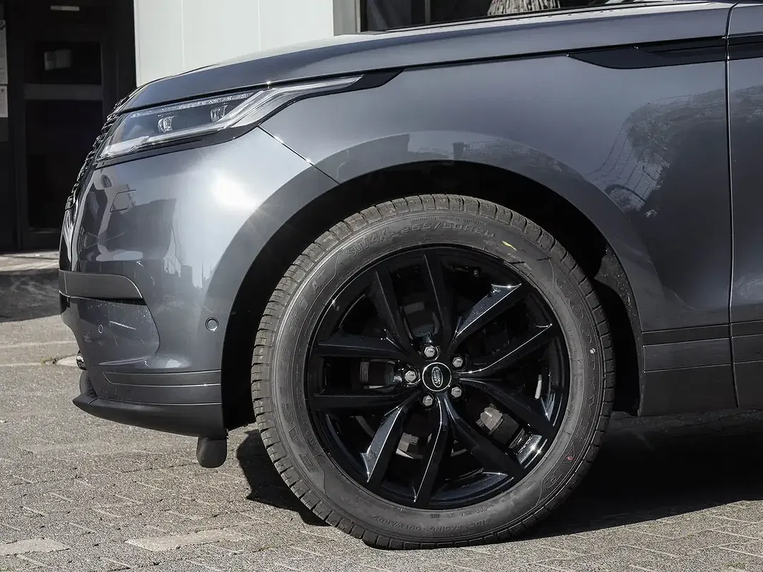 Land Rover Range Rover Velar - Thumbnail 9