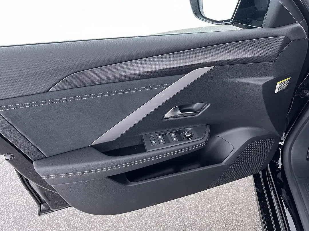 Opel Astra - Thumbnail 11