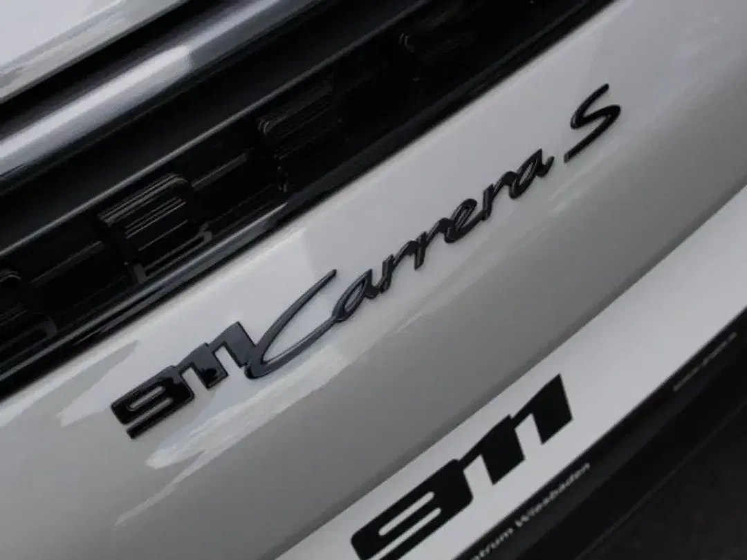 Porsche 992 - Thumbnail 12