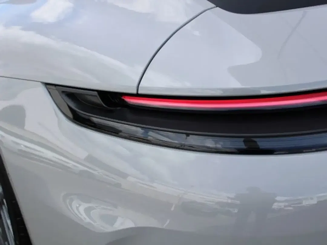 Porsche 992 - Thumbnail 13