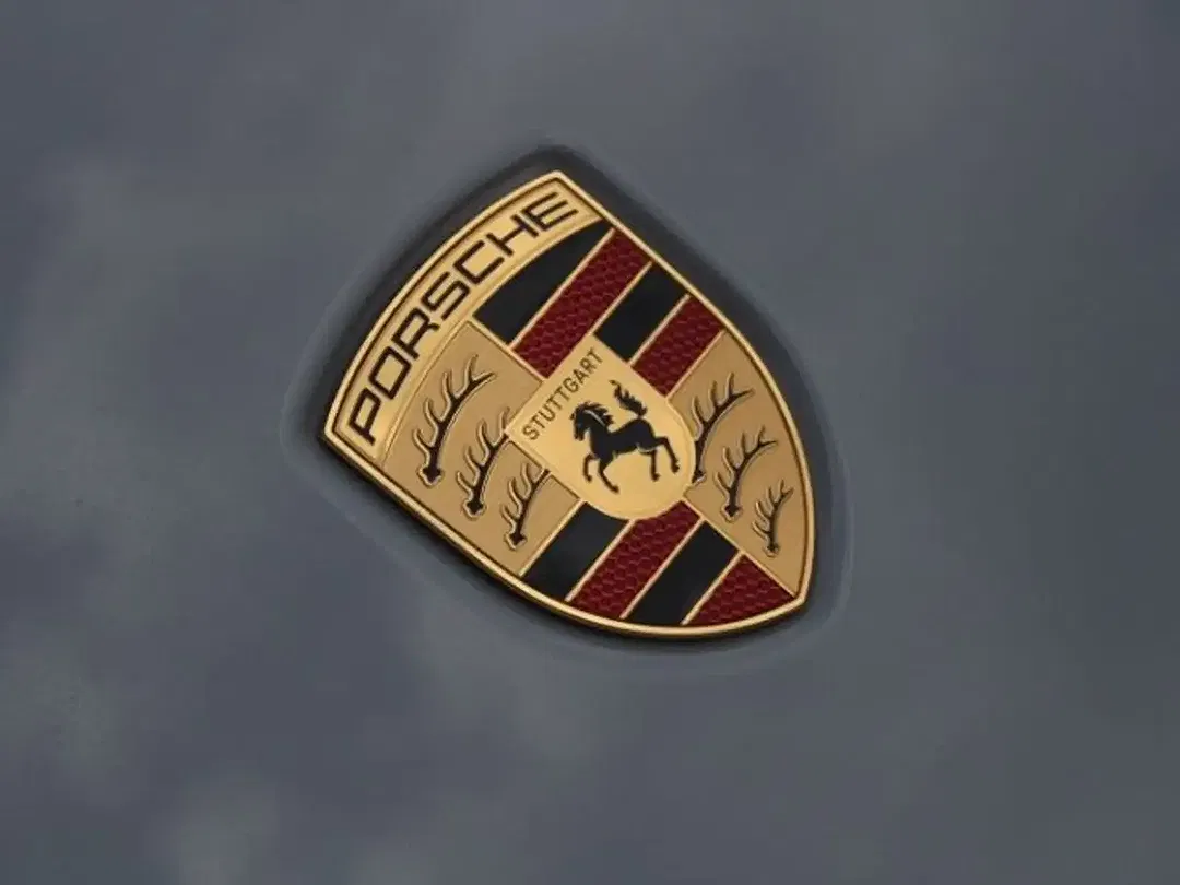 Porsche 992 - Thumbnail 8