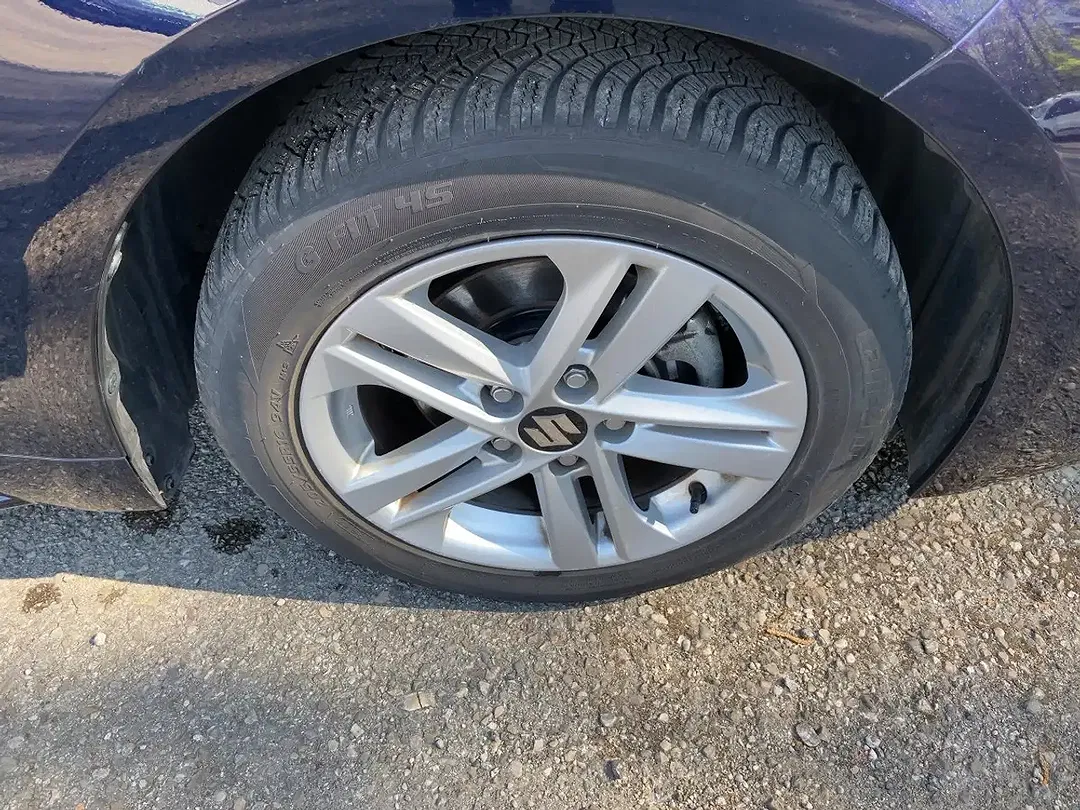 Suzuki Swace - Thumbnail 6