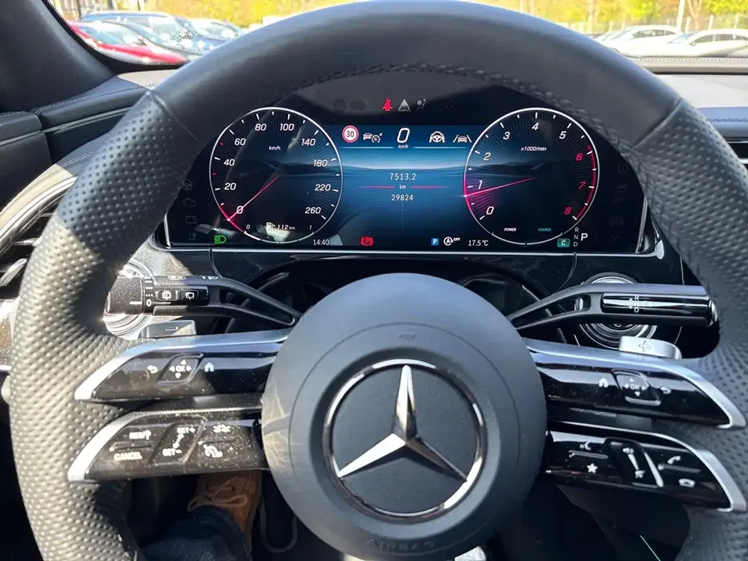 Mercedes-Benz E 450 - Thumbnail 7