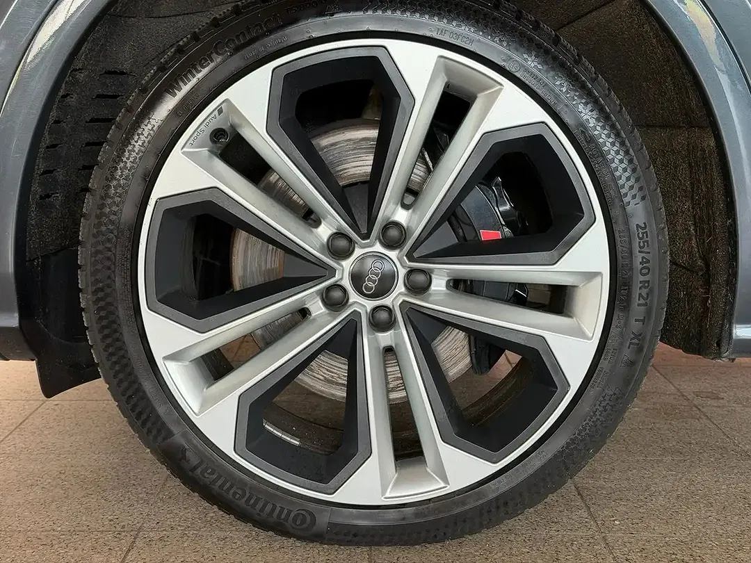 Audi SQ5 - Thumbnail 10