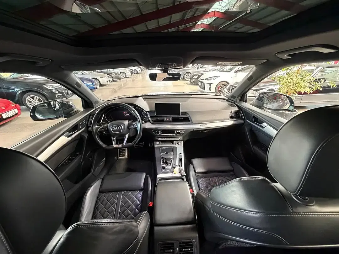 Audi SQ5 - Thumbnail 13