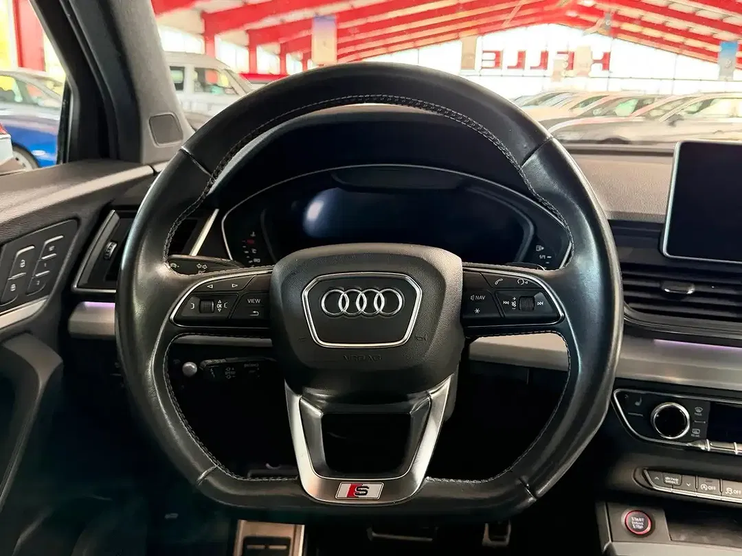 Audi SQ5 - Thumbnail 14
