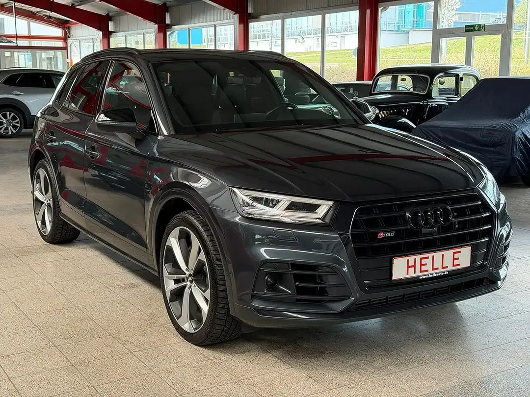 Audi SQ5 - Thumbnail 3