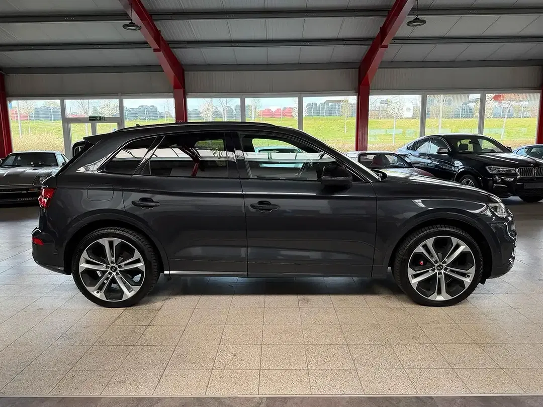 Audi SQ5 - Thumbnail 4